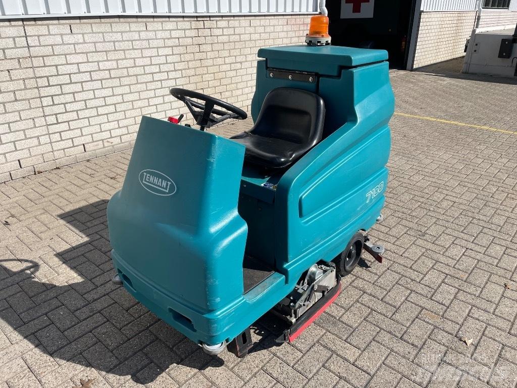 Tennant 7100 Feiemaskiner