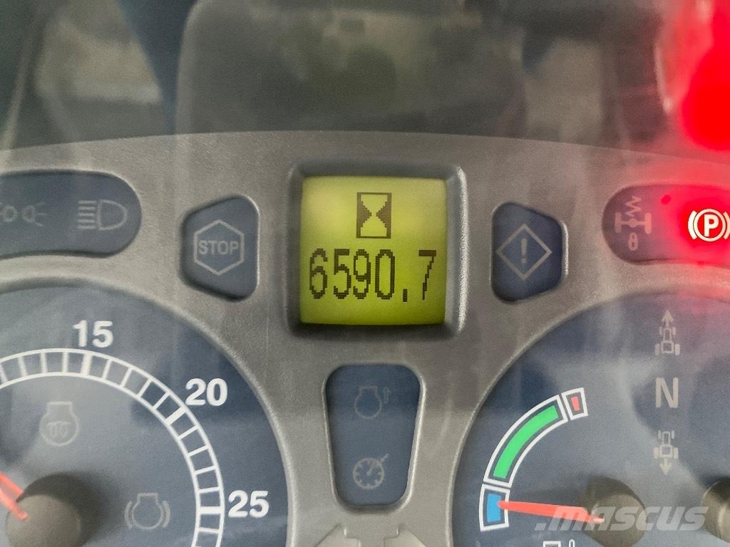 New Holland T 7030 Traktorer