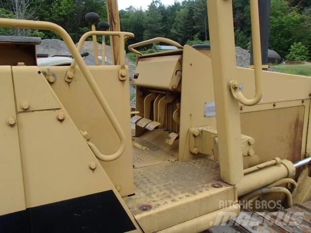 CAT D 3 C Dozere Beltegående