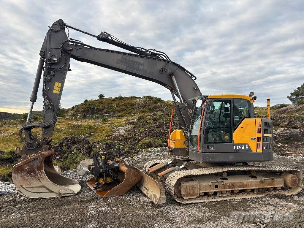 Volvo ECR 235 E Beltegraver