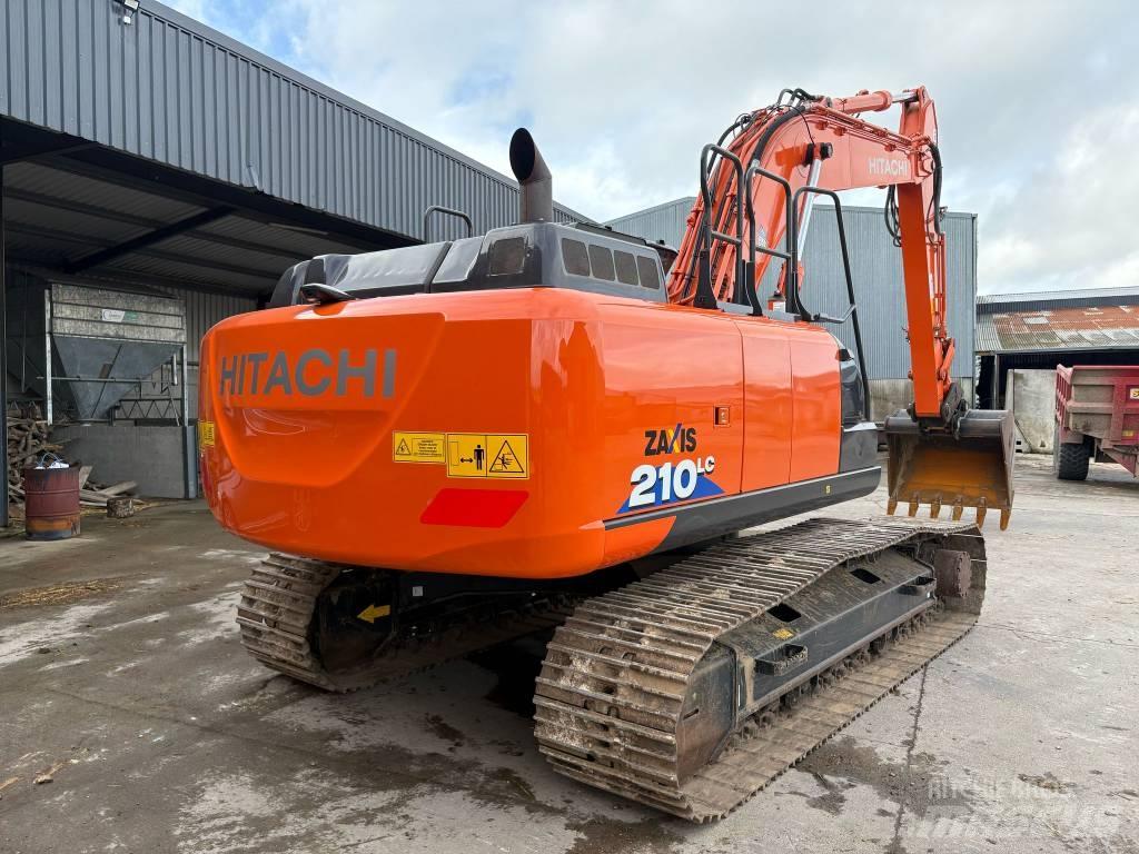 Hitachi 210LC Beltegraver