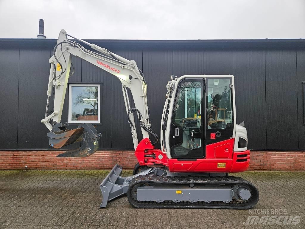 Takeuchi TB250-2 Gravemaskiner for avfallshåndtering