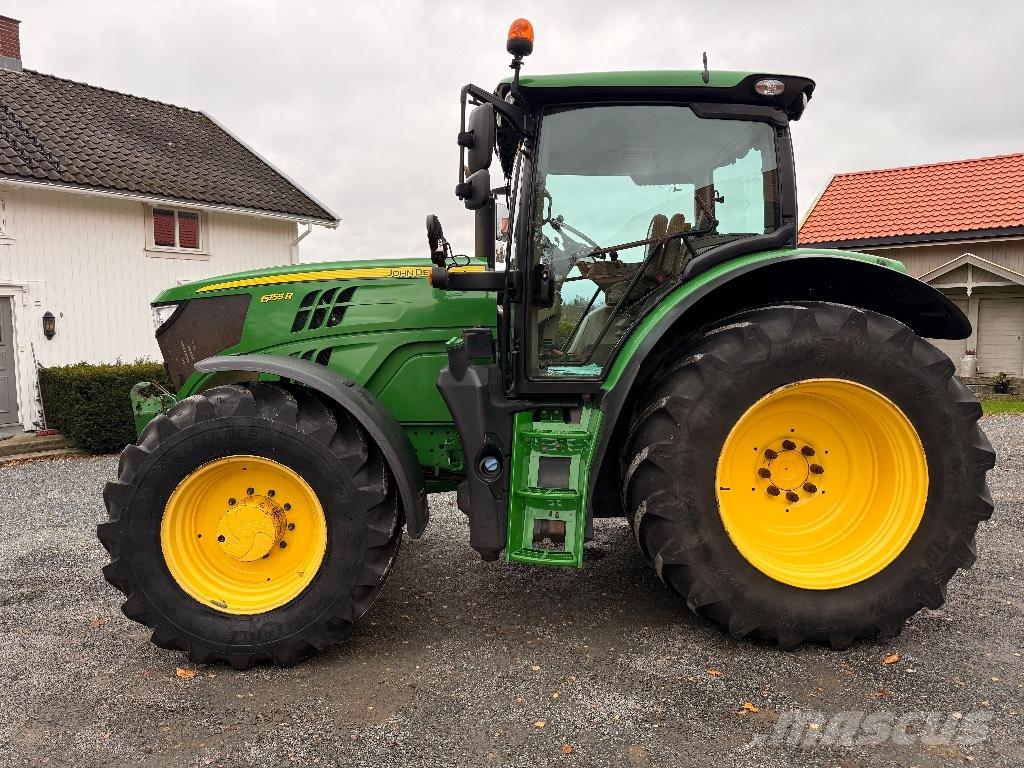 John Deere 6155 R Traktorer