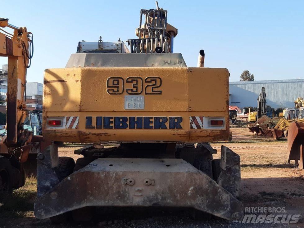 Liebherr A 932 Hjulgravere