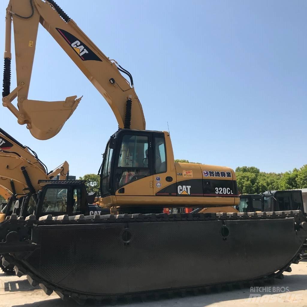 CAT 320 C L Amfibiske Gravemaskiner