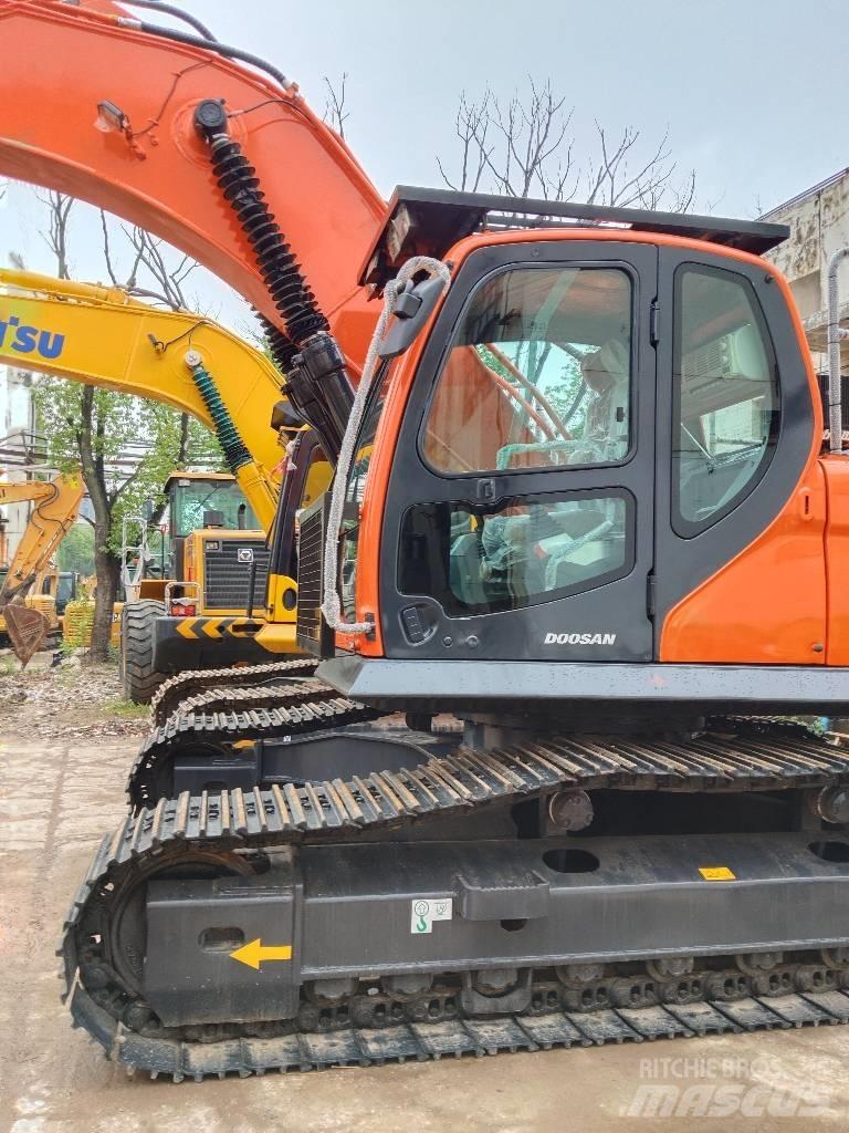 Doosan DX300 Beltegraver