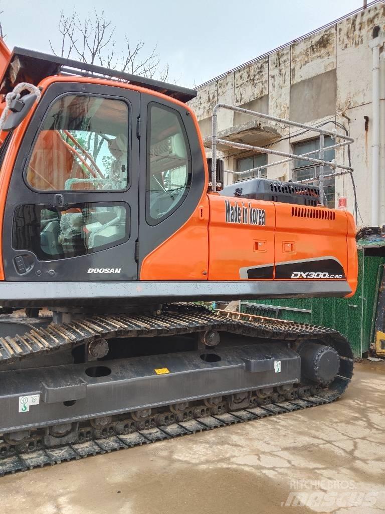 Doosan DX300 Beltegraver