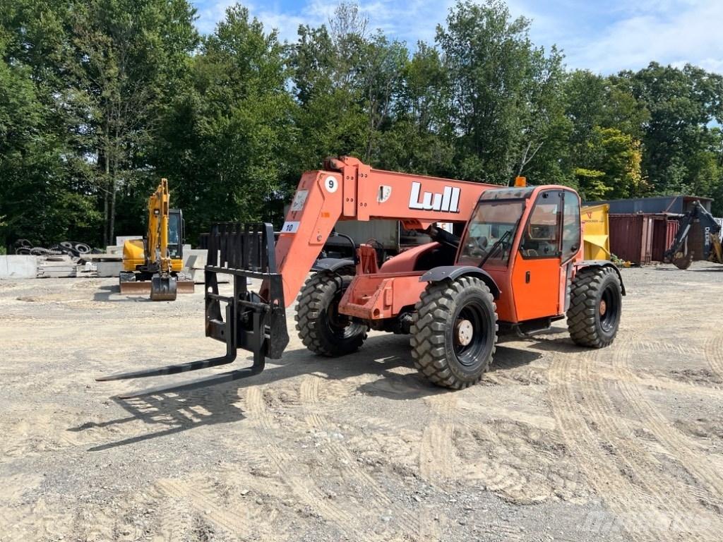 Lull 944E-42 Teleskoplastere