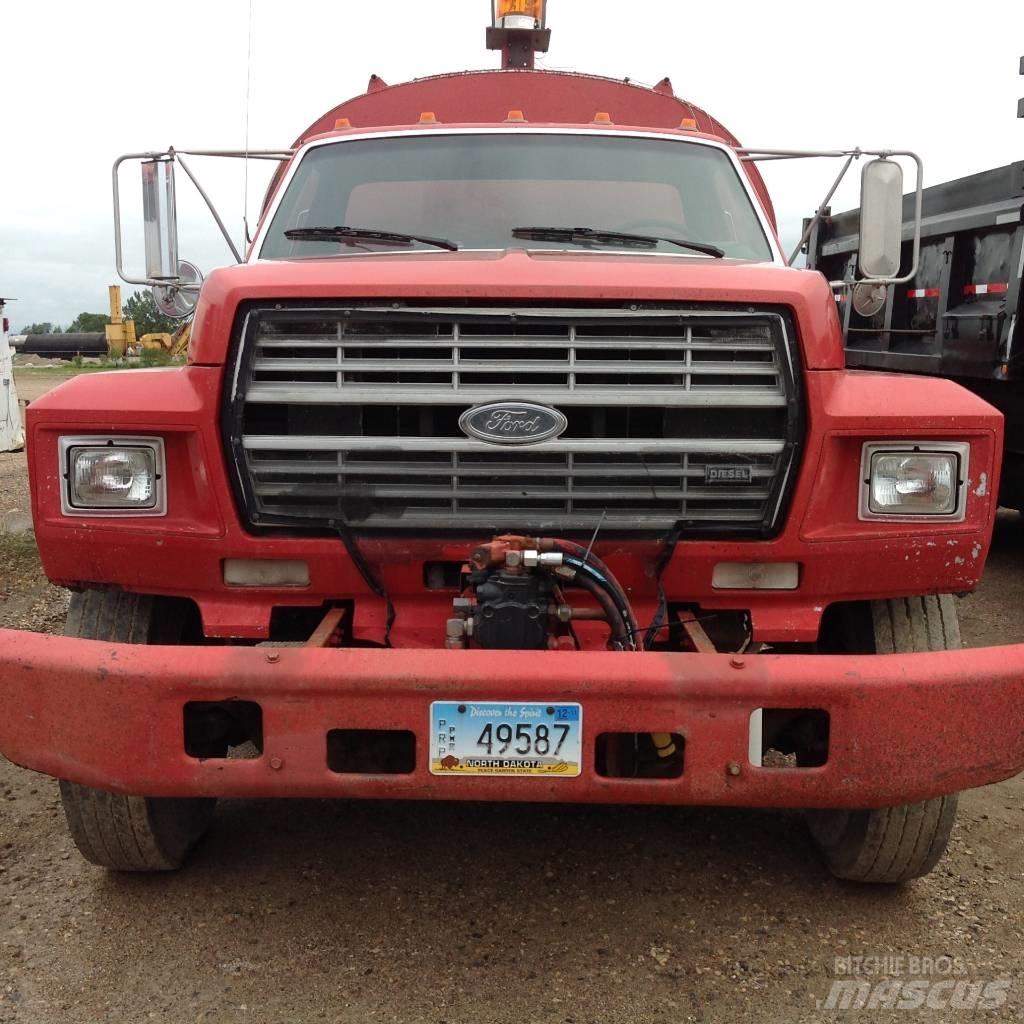 Ford F 700 Betongbiler