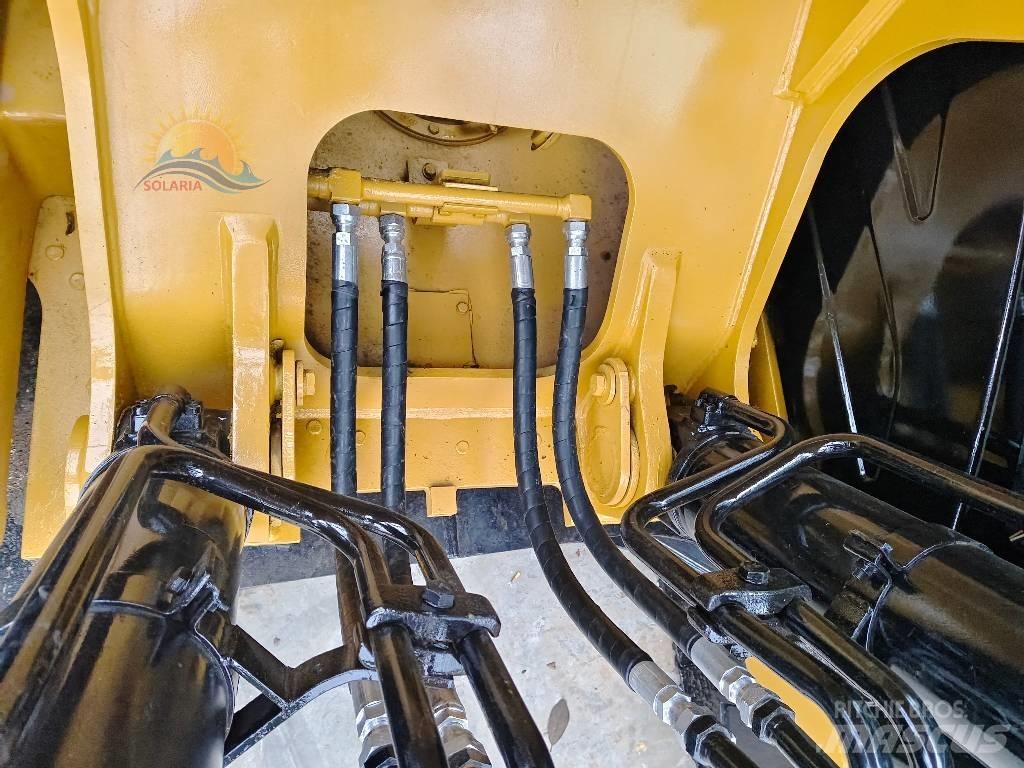 CAT 330 D 2L Beltegraver