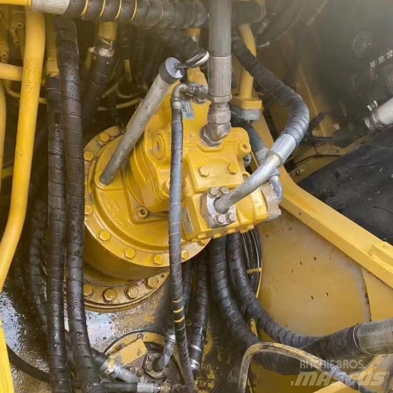 CAT 329 D Beltegraver