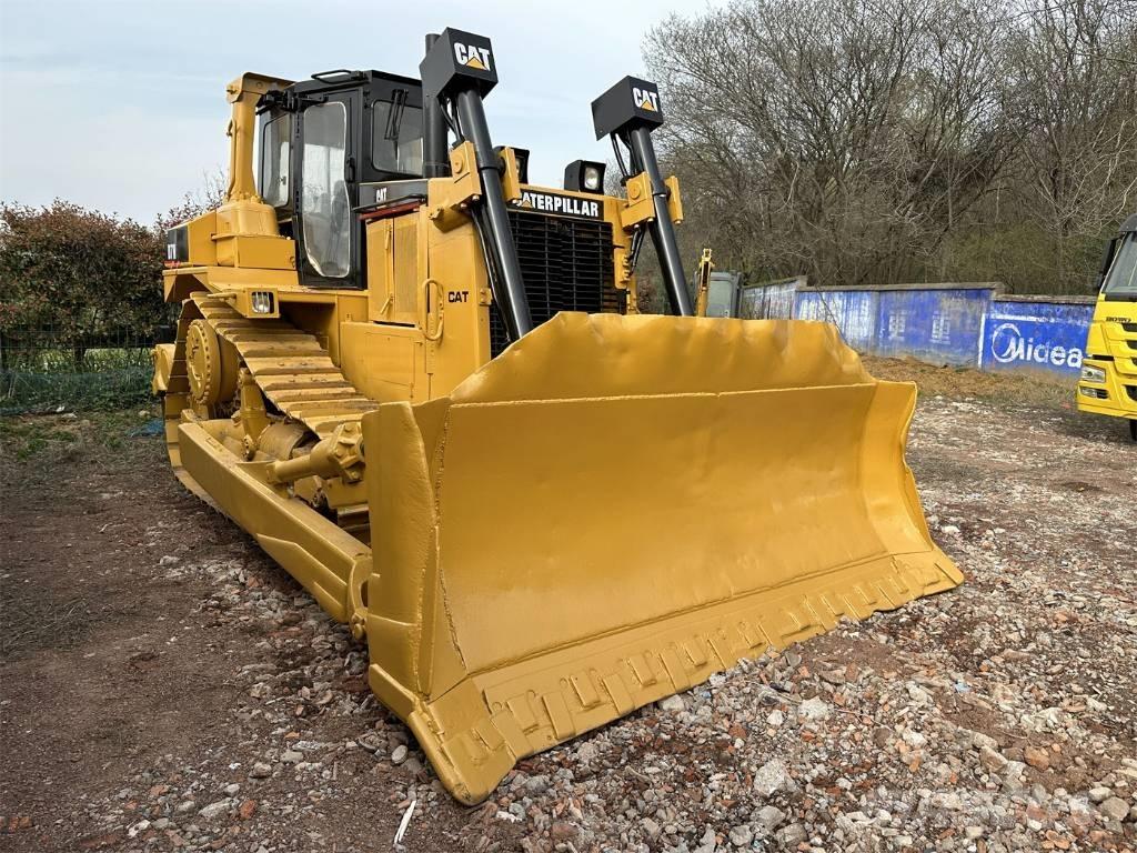 CAT D 7 H Dozere Beltegående
