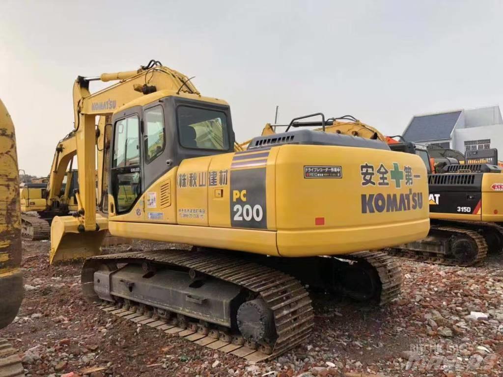 Komatsu 200-7 Beltegraver
