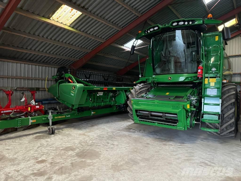 John Deere T 660i Skurtreskere