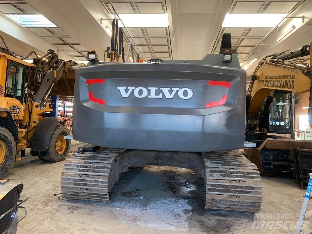Volvo EC 300 E Beltegraver