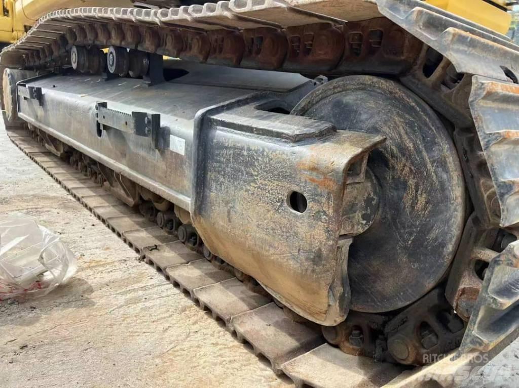 Komatsu PC430-8 Beltegraver
