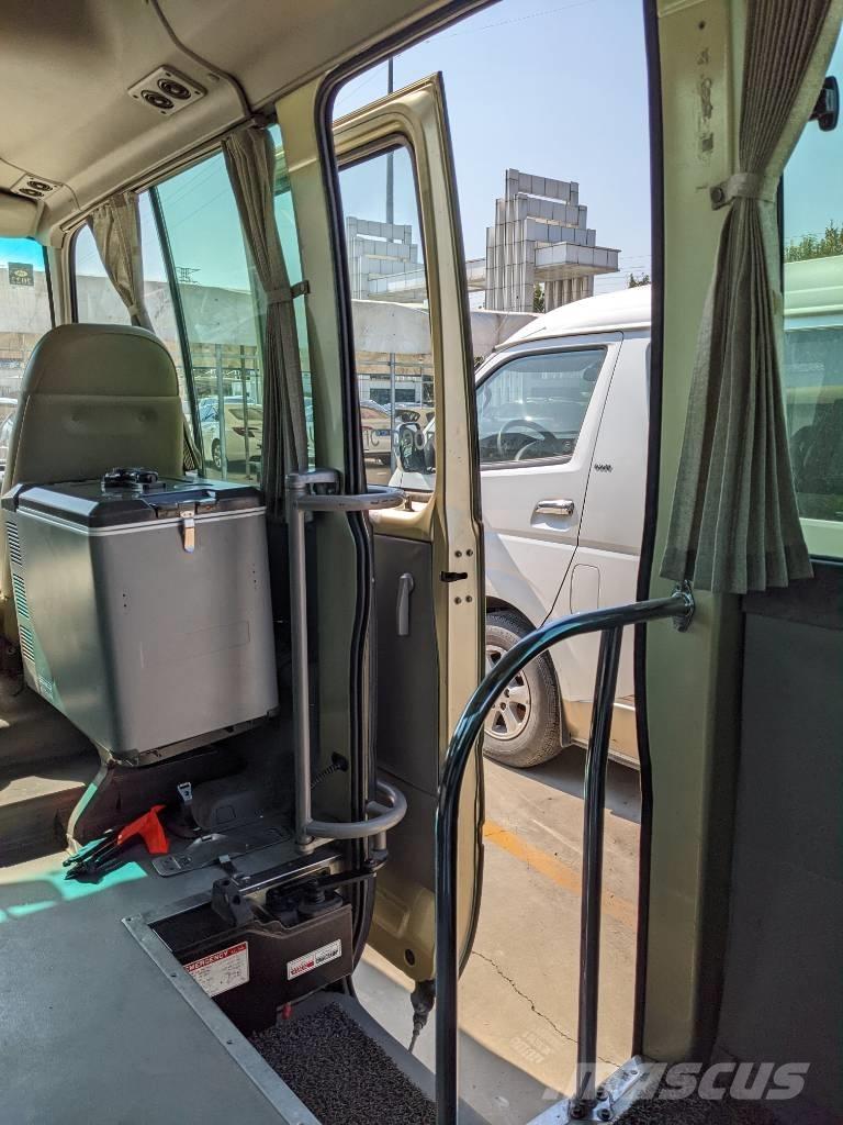  Toyoya Coaster Bus Minibusser