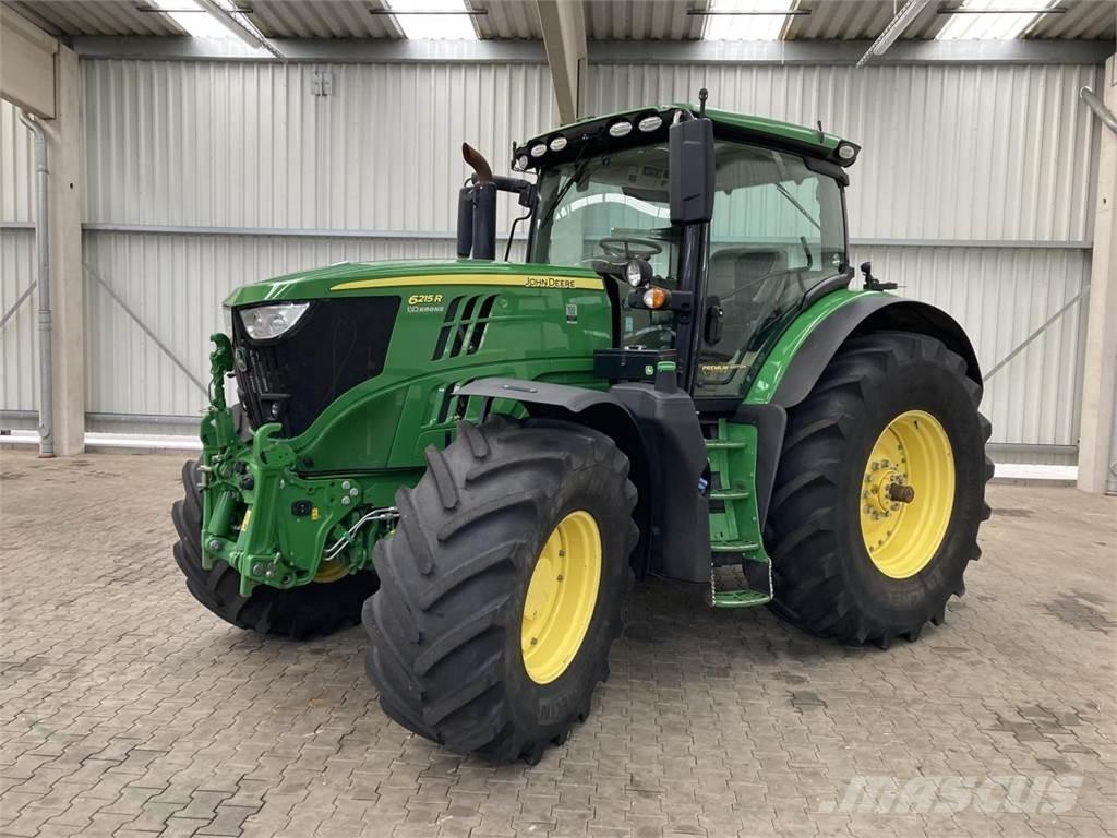 John Deere 6215R Traktorer