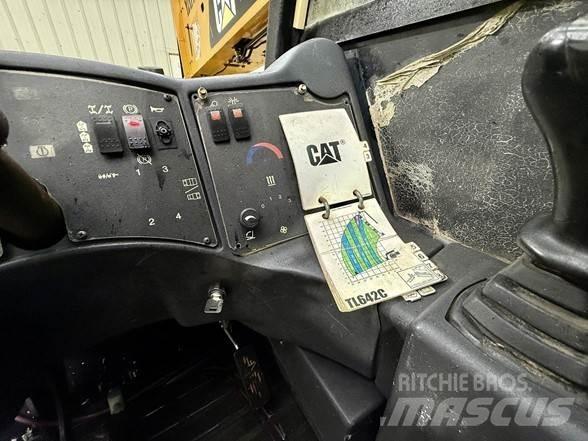 CAT TL642C Teleskoplastere