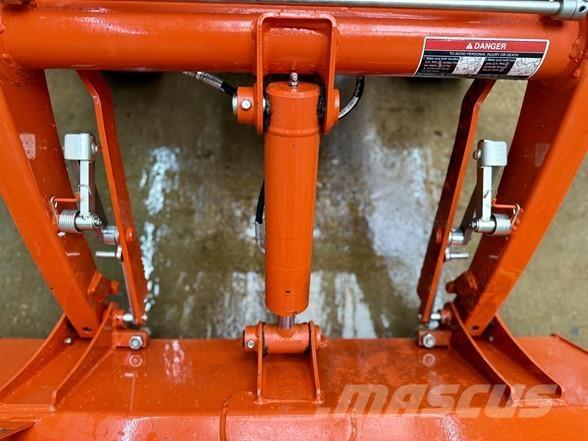 Kubota BX23 Traktorgravere