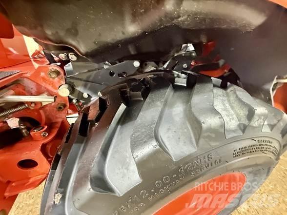 Kubota BX23S Traktorgravere