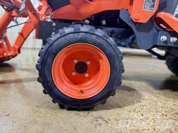 Kubota BX23S Traktorgravere