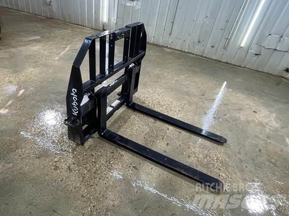 Kubota PFL4648 Gafler