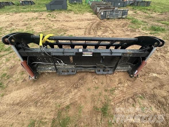 Kubota PFL4648 Gafler