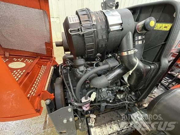 Kubota ZD1211 Spakstyrte gressklippere