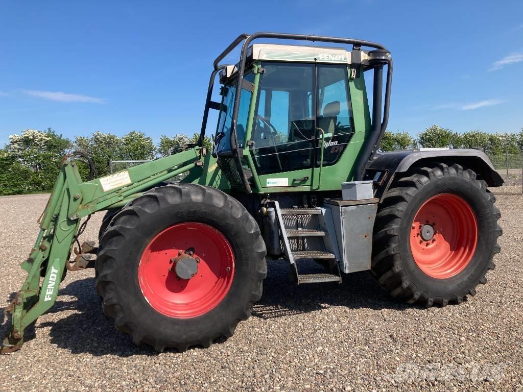 Fendt Xylon 524 Frontlastere og graveredskap