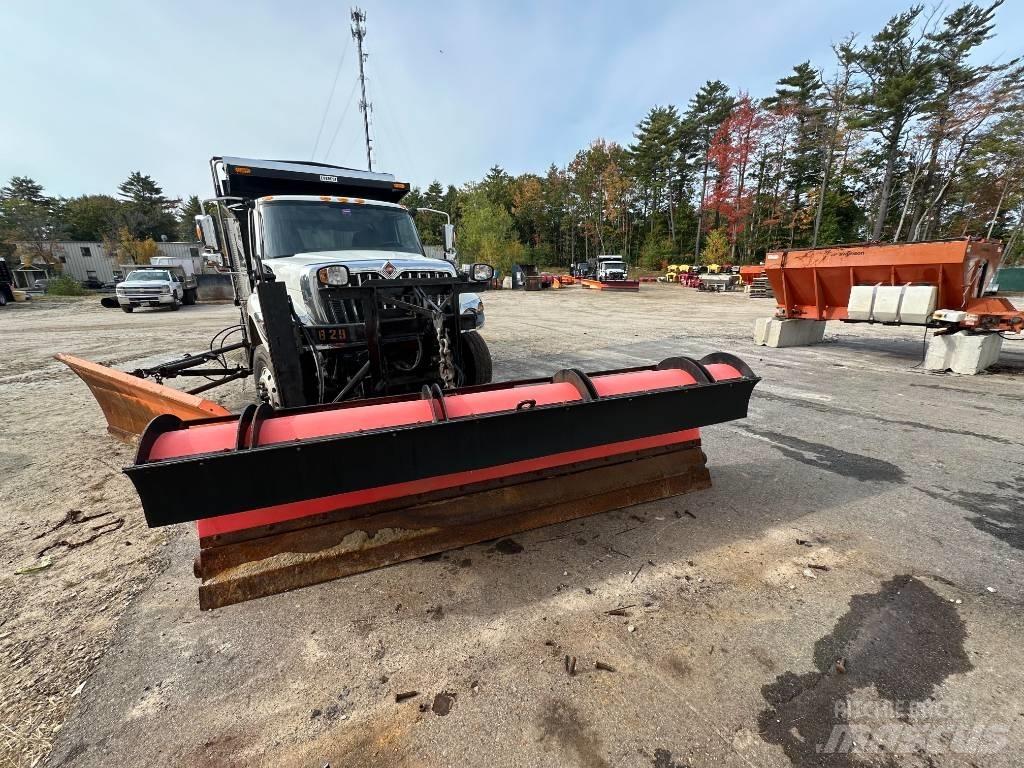 International HV507 Snøploger- og skjær