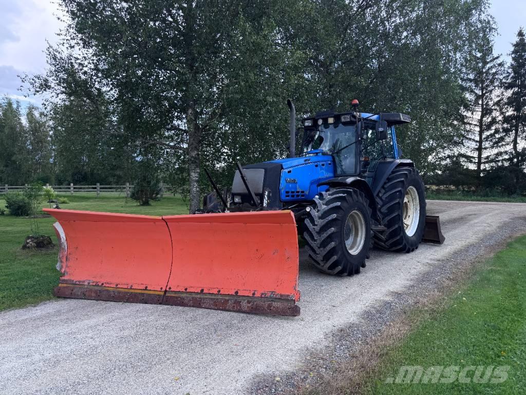 Valtra 8400-4 Traktorer