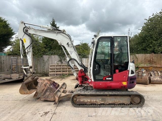 Takeuchi TB 260 Minigravere <7t