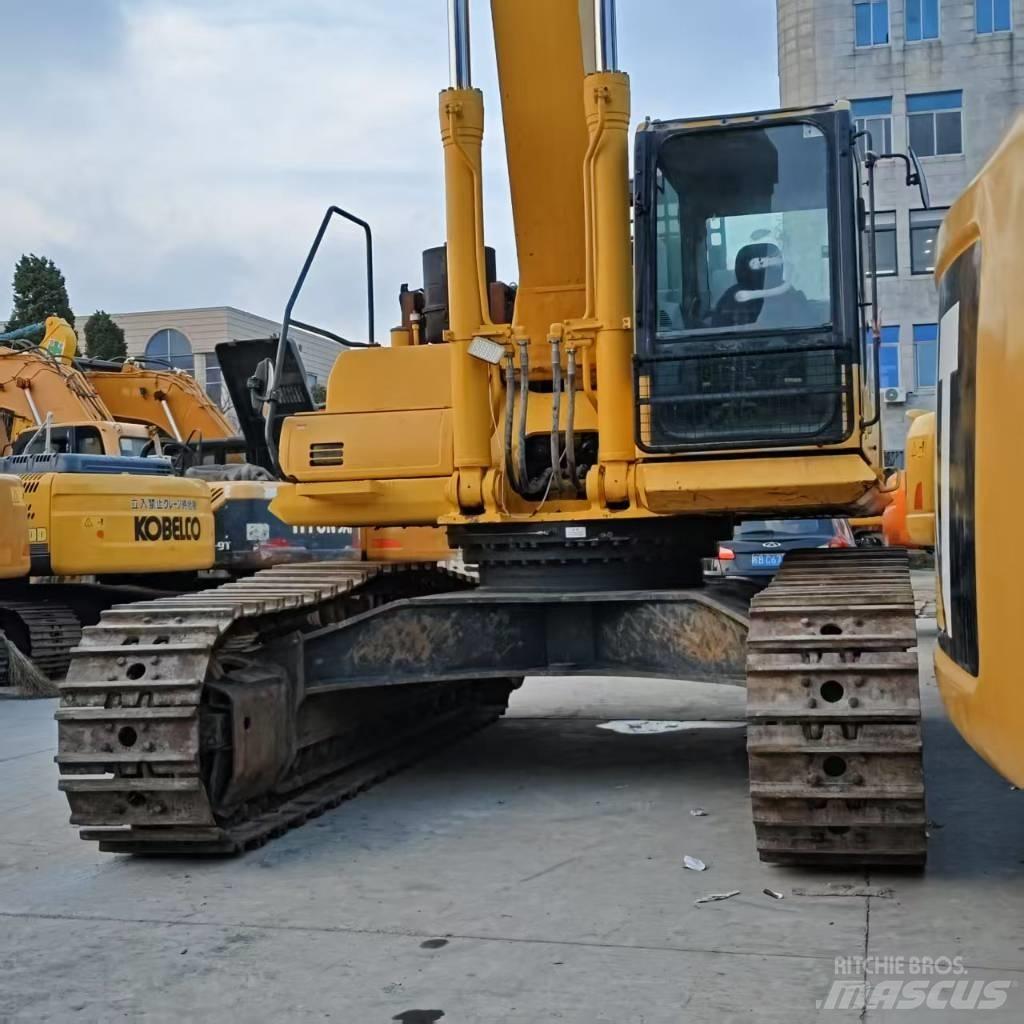 Komatsu PC460 Beltegraver