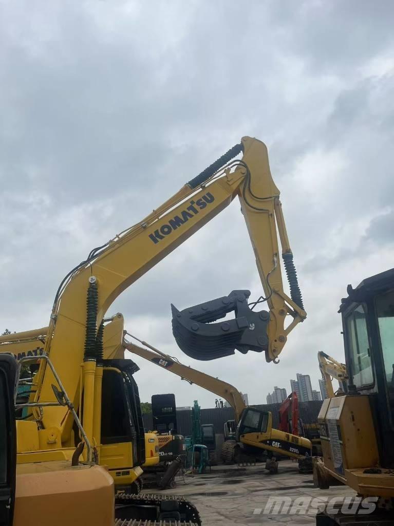 Komatsu PC 240 Beltegraver
