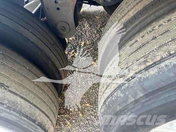 Utility 3000R Frysetrailer Semi