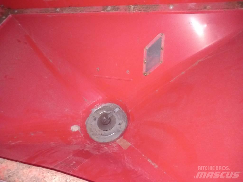 Kuhn MDS 732 M Gjødselsprøyter