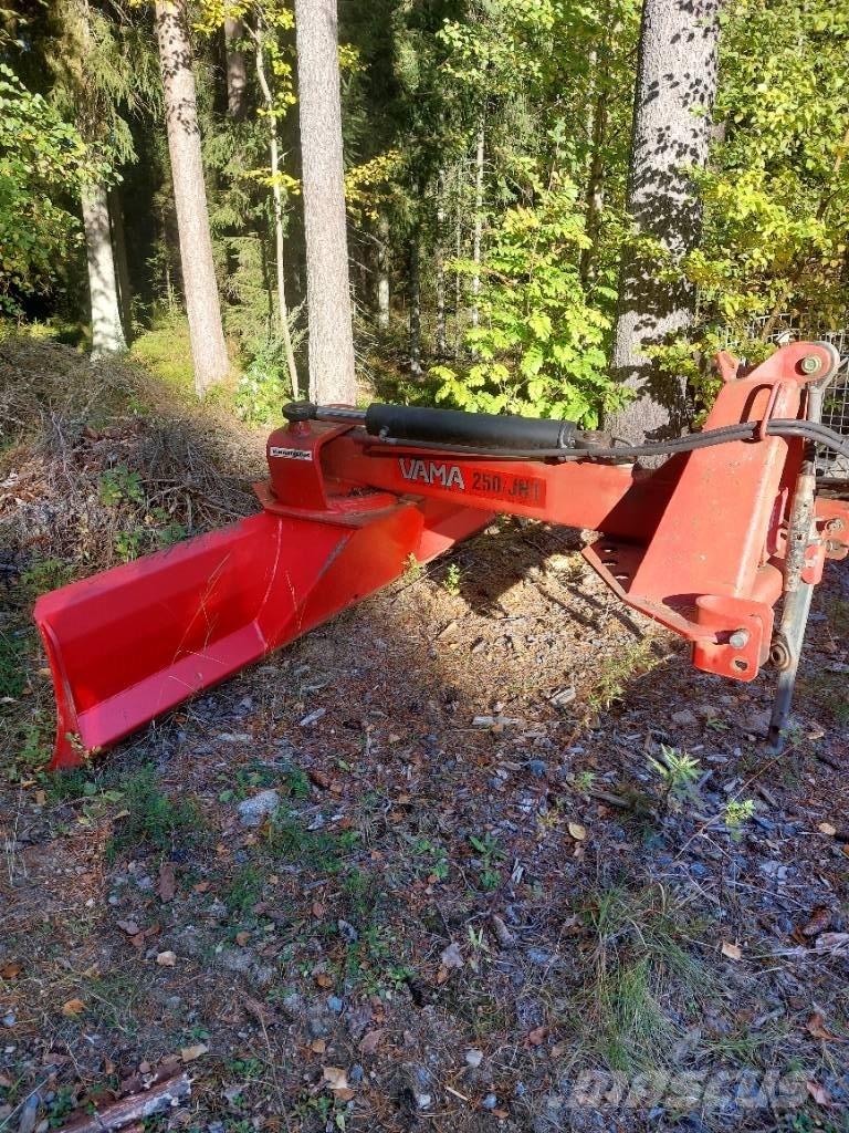 Vama 250 JH 1 Veiskraper