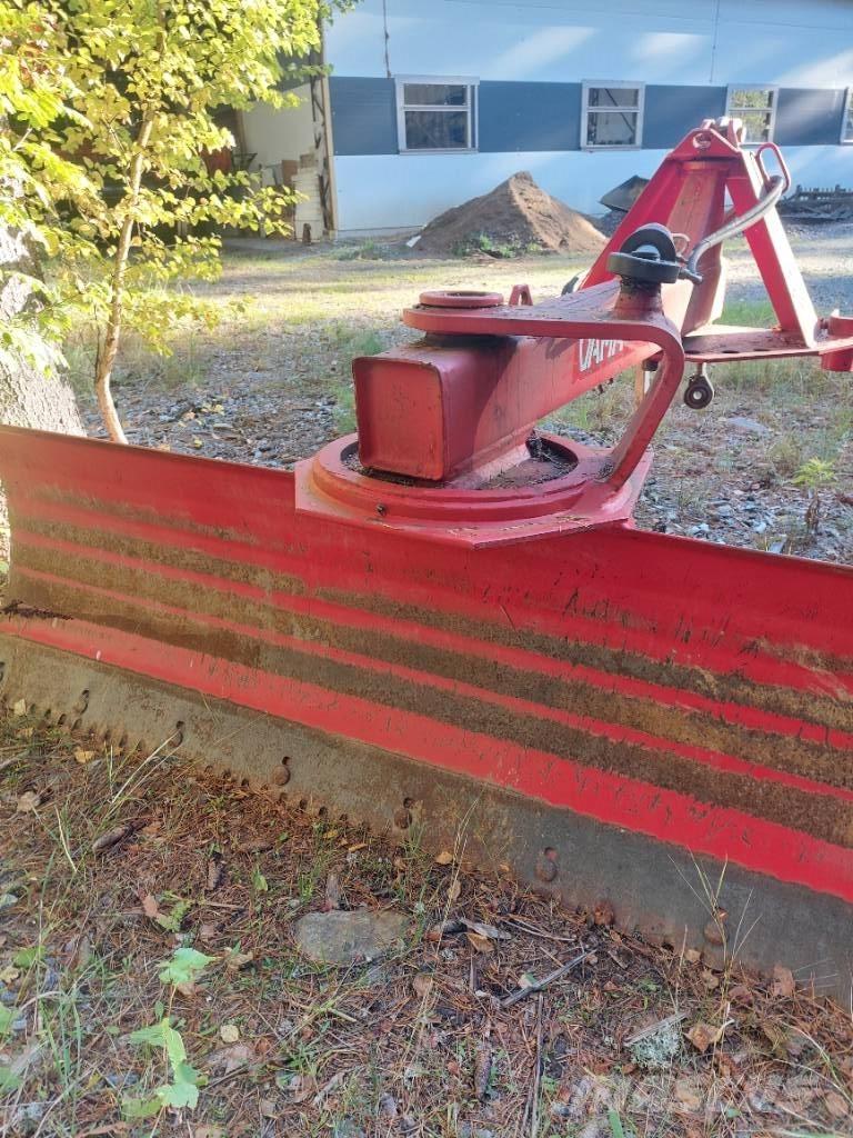 Vama 250 JH 1 Veiskraper