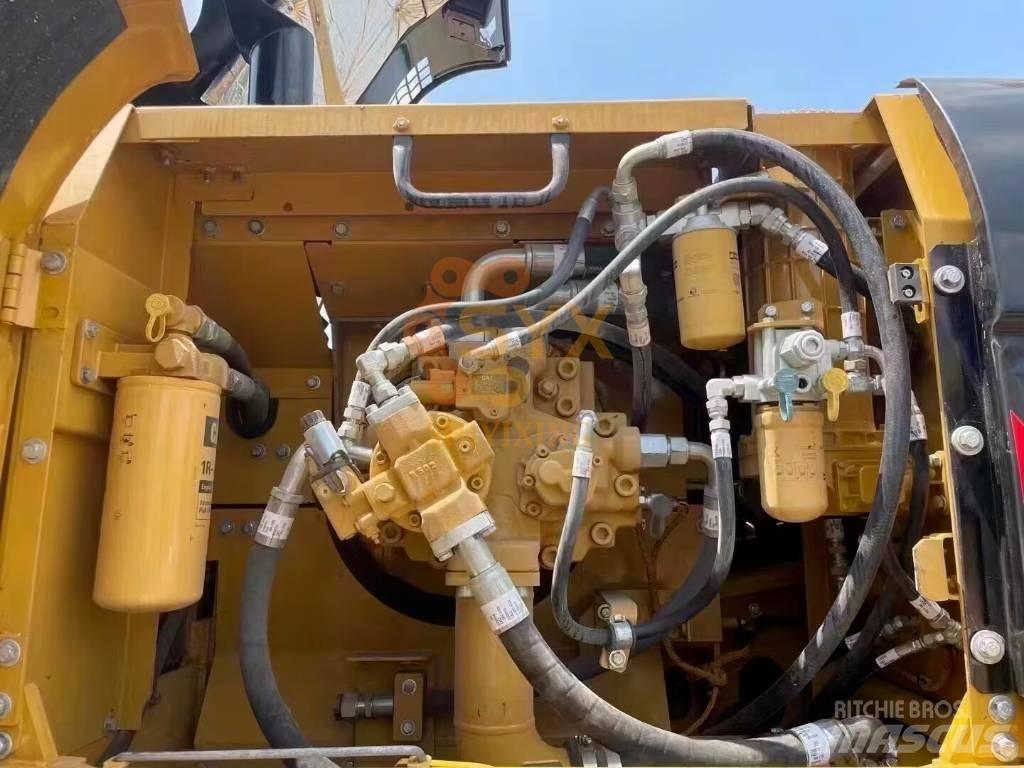 CAT 336 D Beltegraver