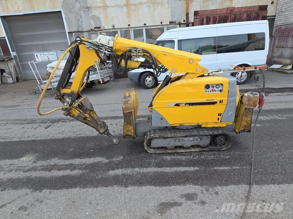 Brokk 180 Gravemaskiner for riving