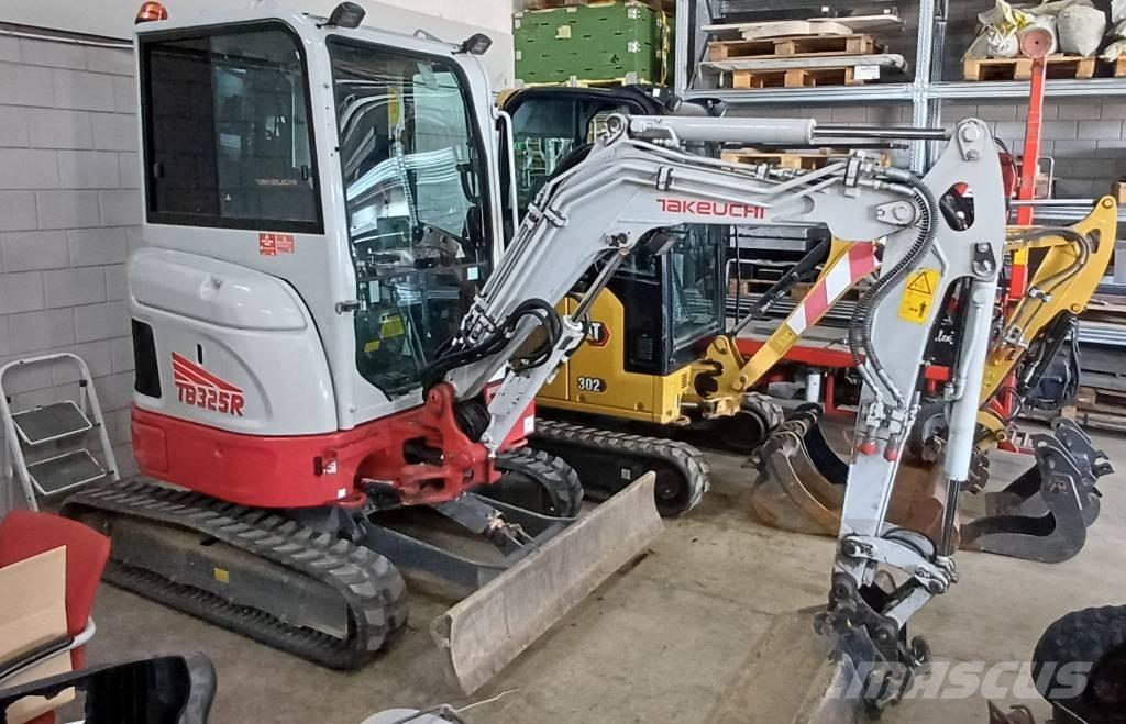 Takeuchi TB 325 R Minigravere <7t