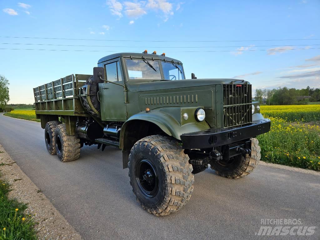 Kraz 255 B Flatvogn med vinsj