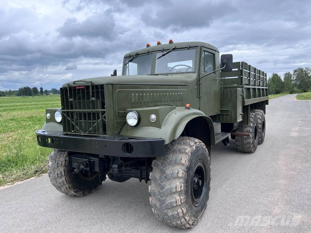 Kraz 255 B Flatvogn med vinsj
