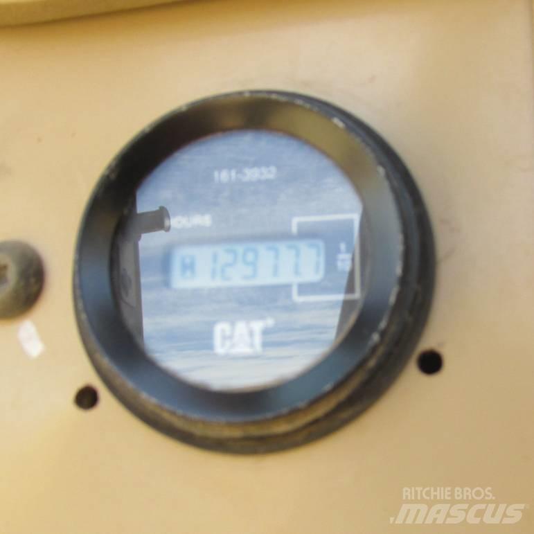 CAT 140 H Veihøvler