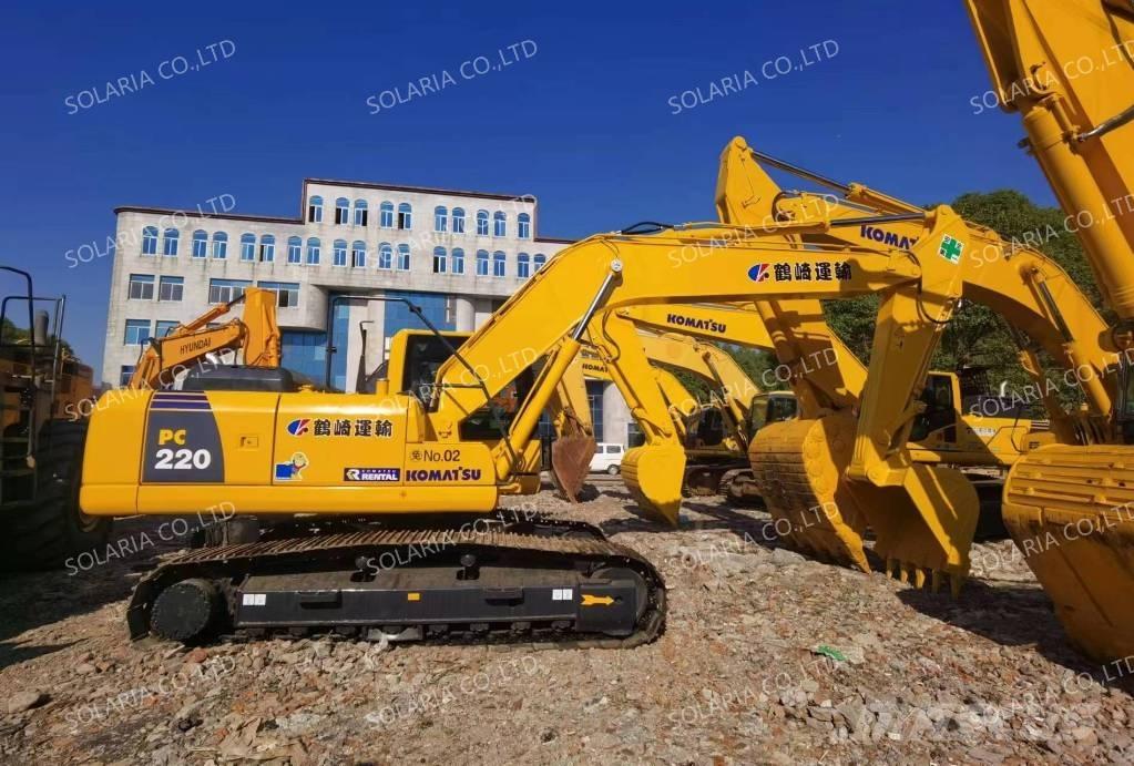 Komatsu PC 220-8 Beltegraver