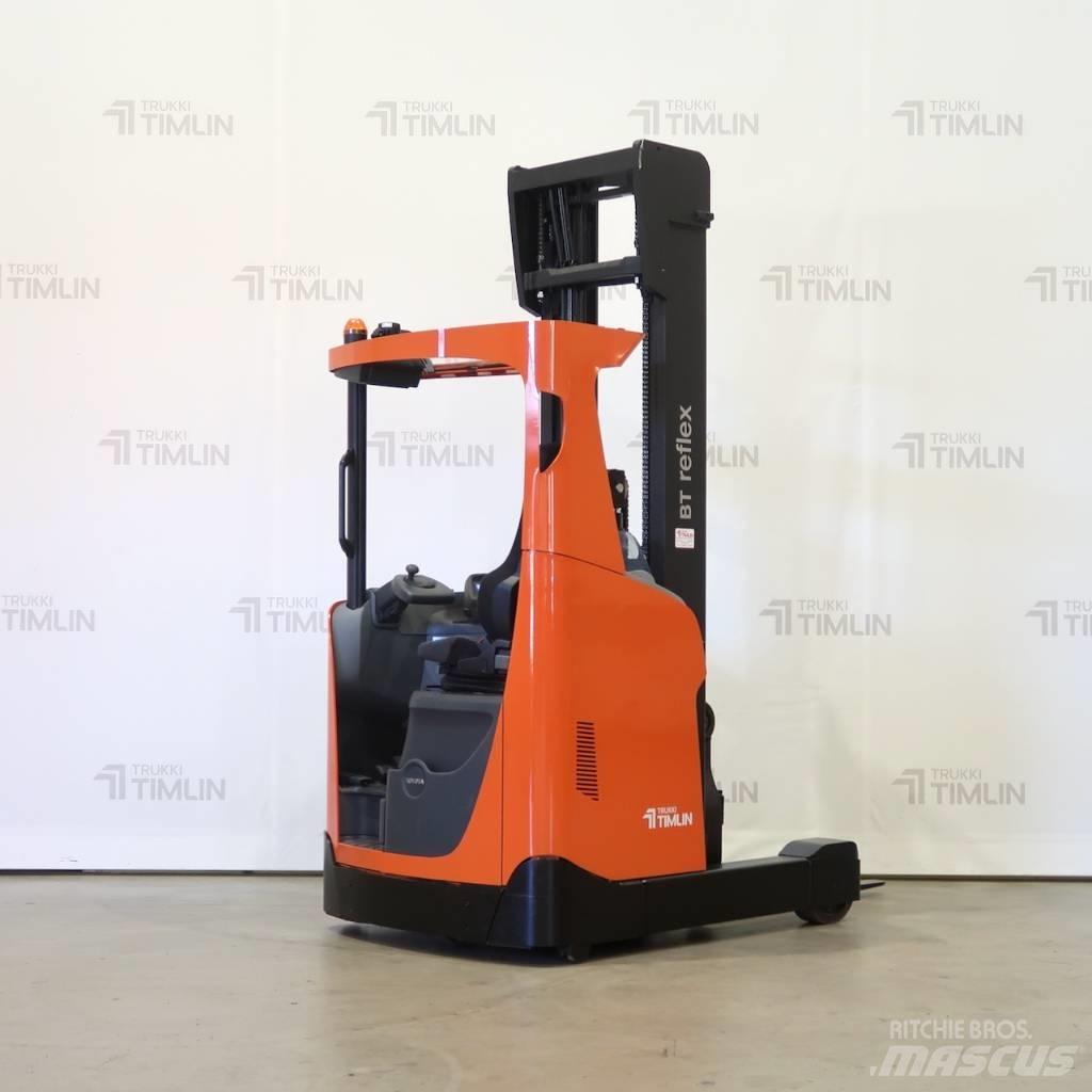 Toyota RRE160H Skyvemasttruck
