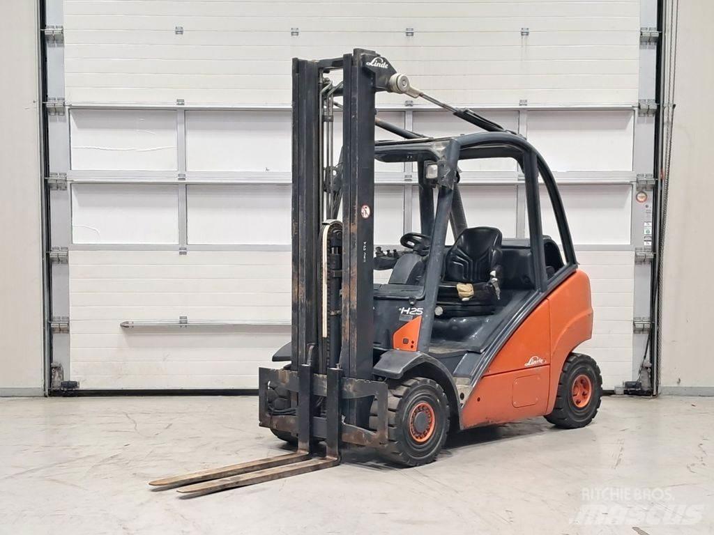 Linde H25T Propan trucker