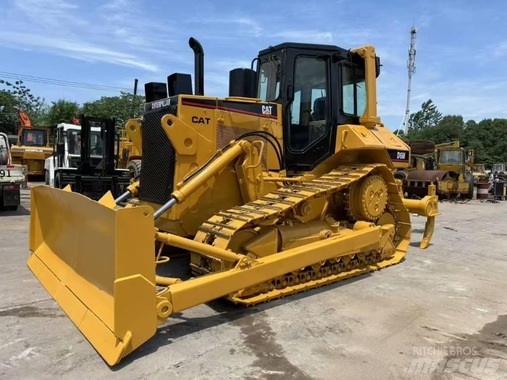 CAT D 6 M Dozere Beltegående
