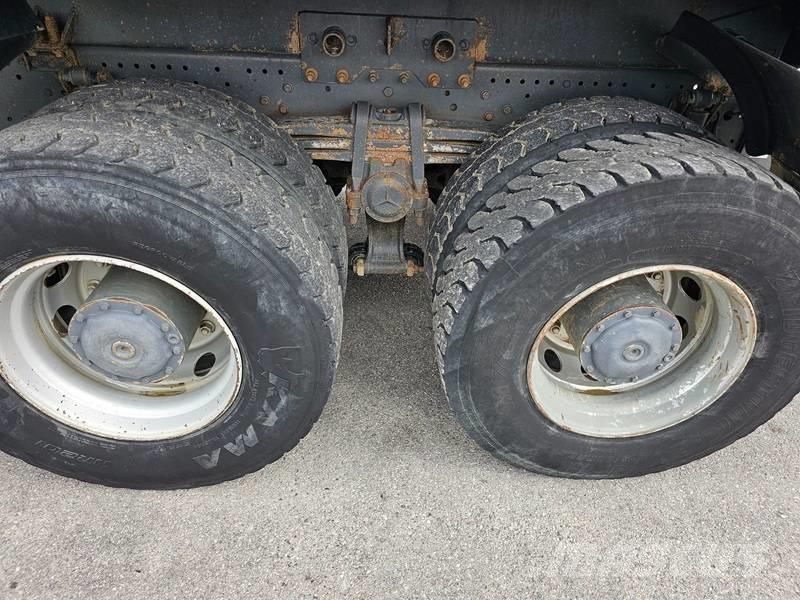 Mercedes-Benz DB3244 Tippbil